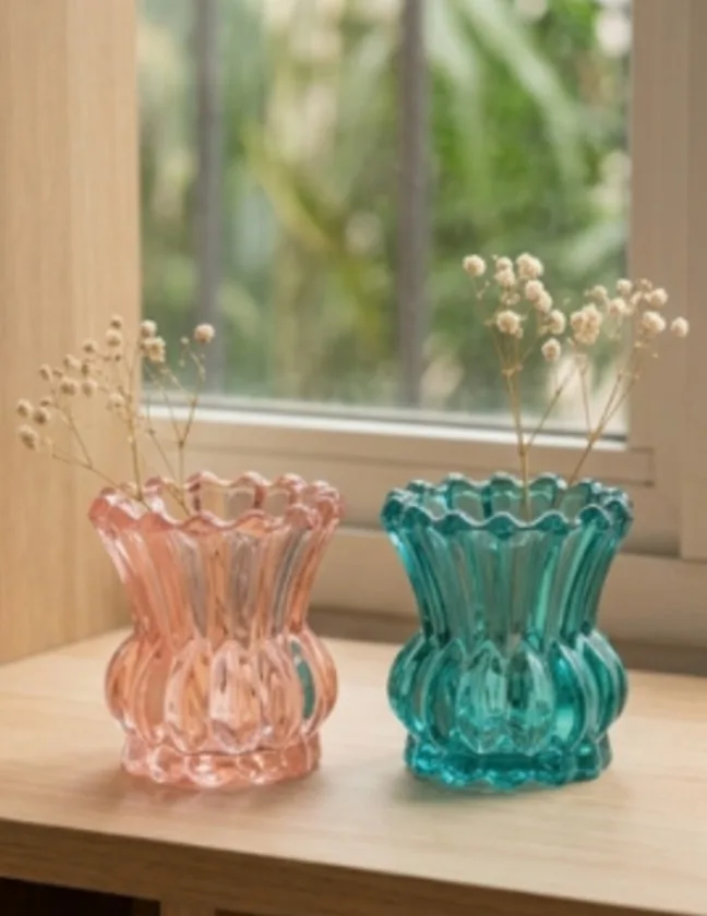 Mini Vaso Decorativo de Vidro Canelado.