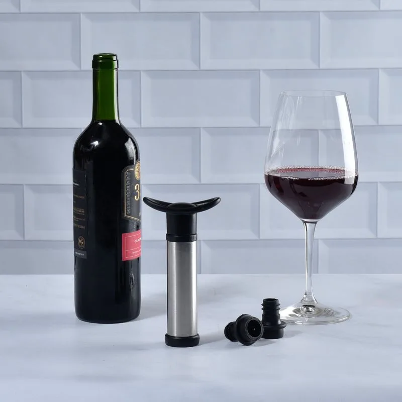 Bomba Vácuo Inox + 2 Tampões Preserva Vinhos Prateado