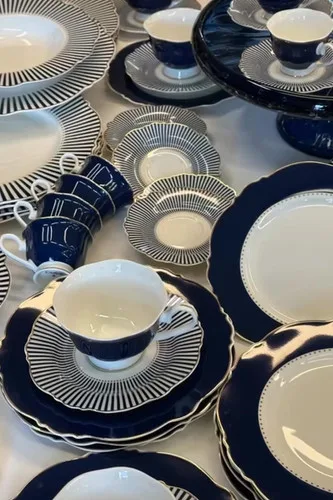Aparelho De Jantar 42 Peças De Porcelana Royal Filete Ouro
